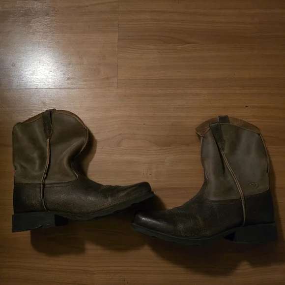 Ariat Rambler Boys boots size 5 - Picture 2 of 5